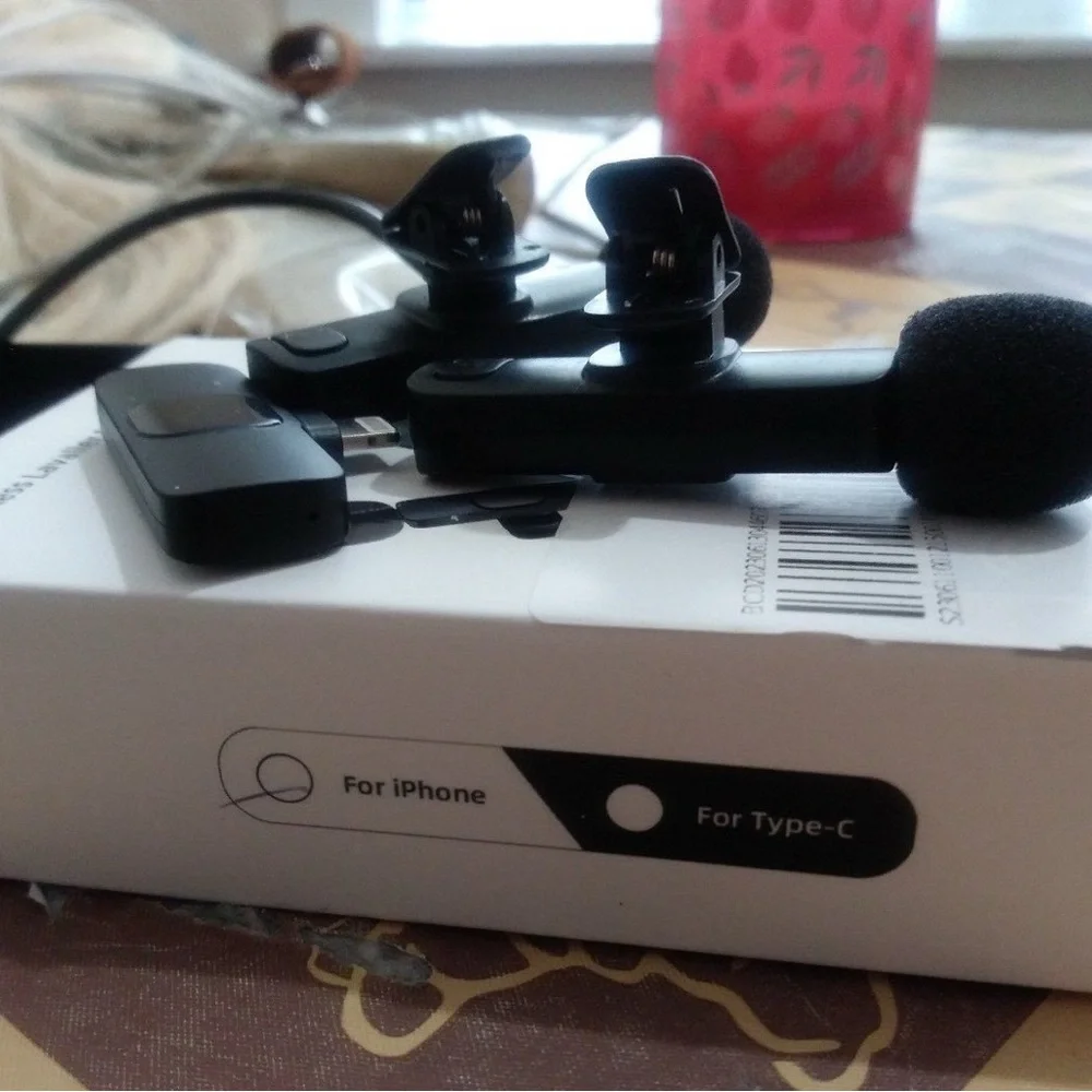 Wireless Lavalier Microphone Set with USB-C Receiver